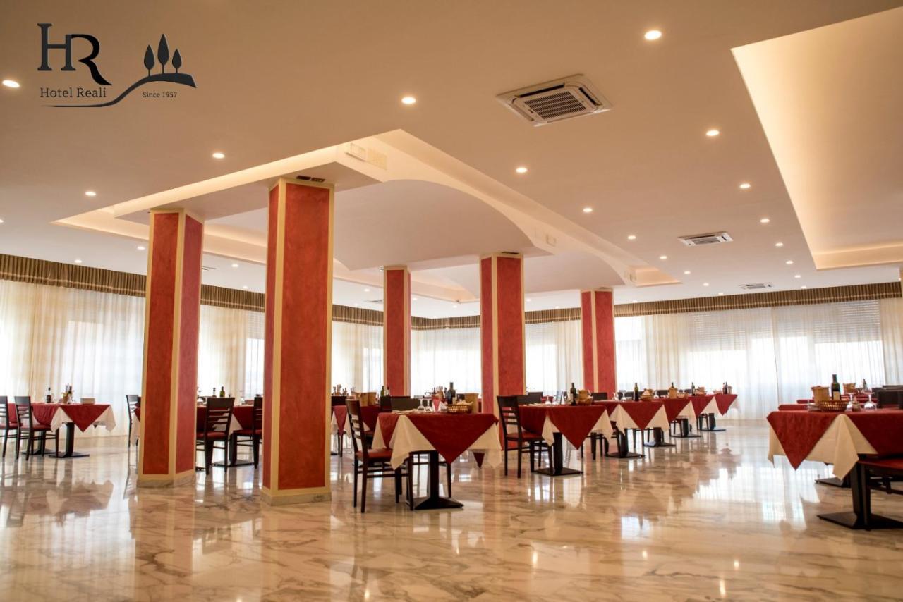 Hotel Reali Chianciano Terme Exterior foto